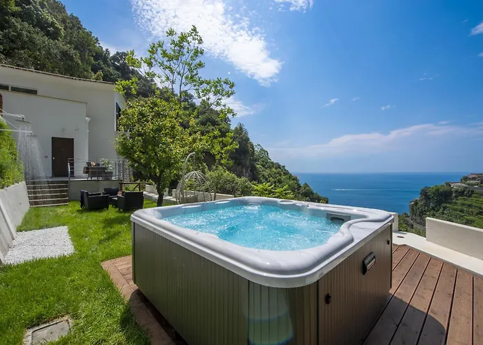 Donna Rachele - * Amalfi